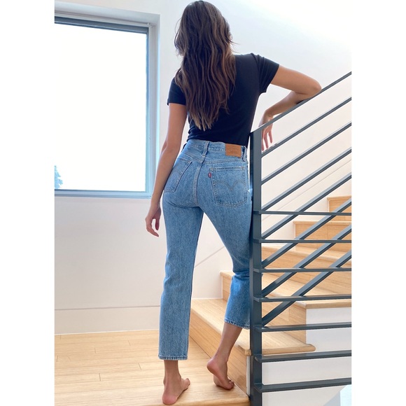 Levi's Wedgie Straight Jeans - Picture 2 of 13